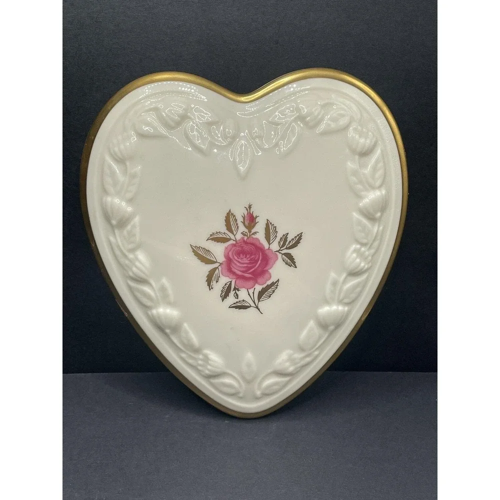 Lenox Rose Heart Trinket Jewelry Candy Dish. New. Perfect‎ Valentine's Day Gift